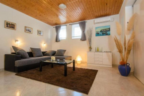  Apartment Trogir 13167a  Трогир